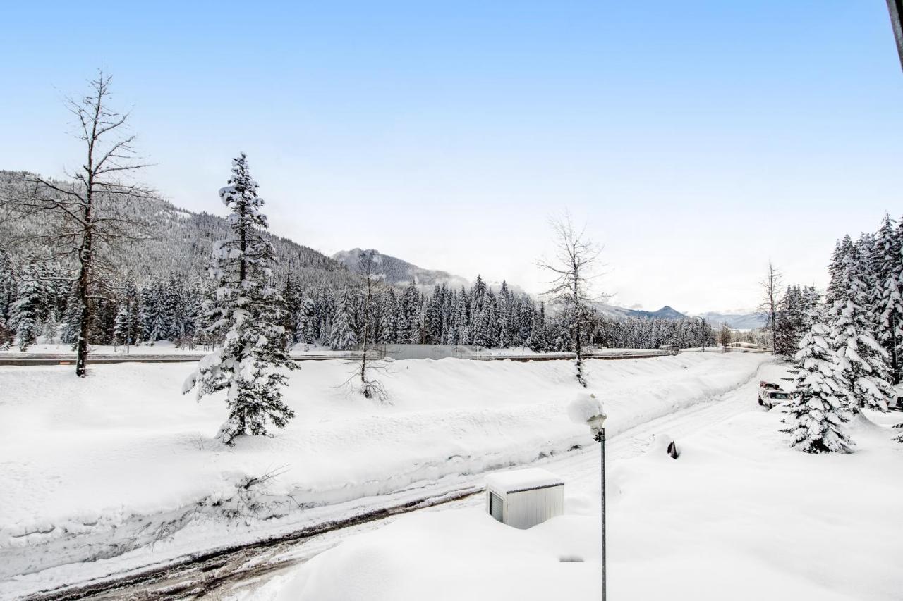 Summit Chalet Snoqualmie Pass Exterior photo
